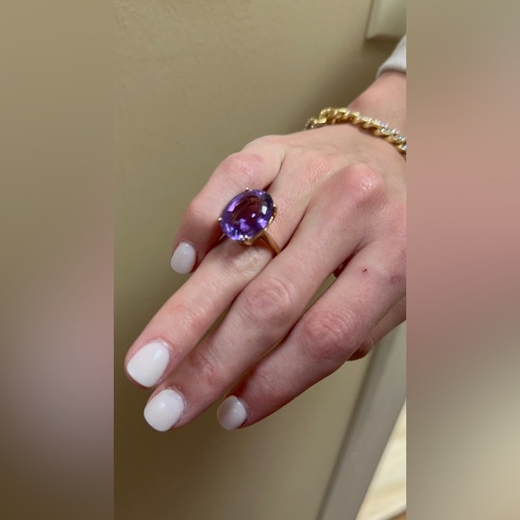 14 kt yellow gold amethyst stone. In great like new condition. - Picture 14 of 14